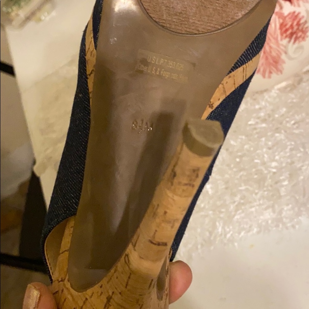 High heels - Picture 3 of 5